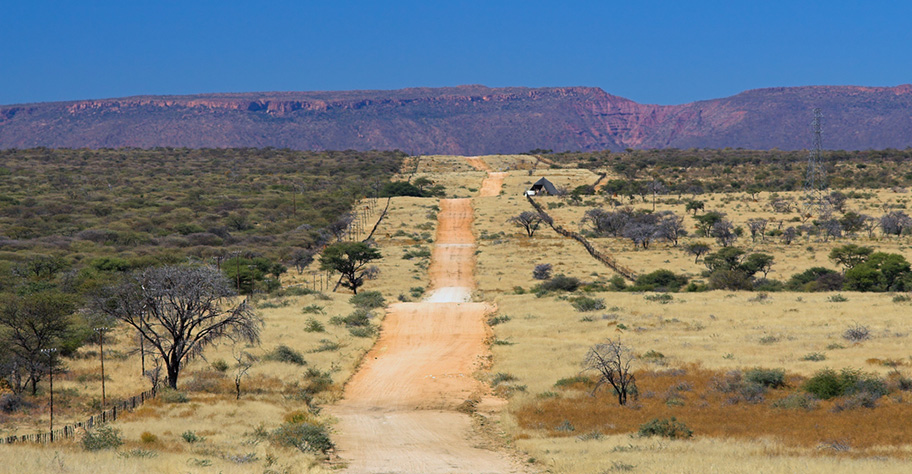 Namibia Reisetipps - Schotterpiste Namibia Reiseinformationen Schotterpiste für Autos nicht asphaltiert