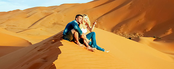 Lassen Sie sich romantische Flitterwochen durch Marokko zusammenstellen
