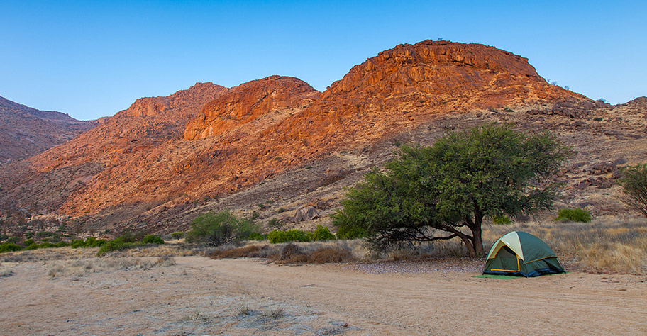 Namibia Adventures wandern durch dünen